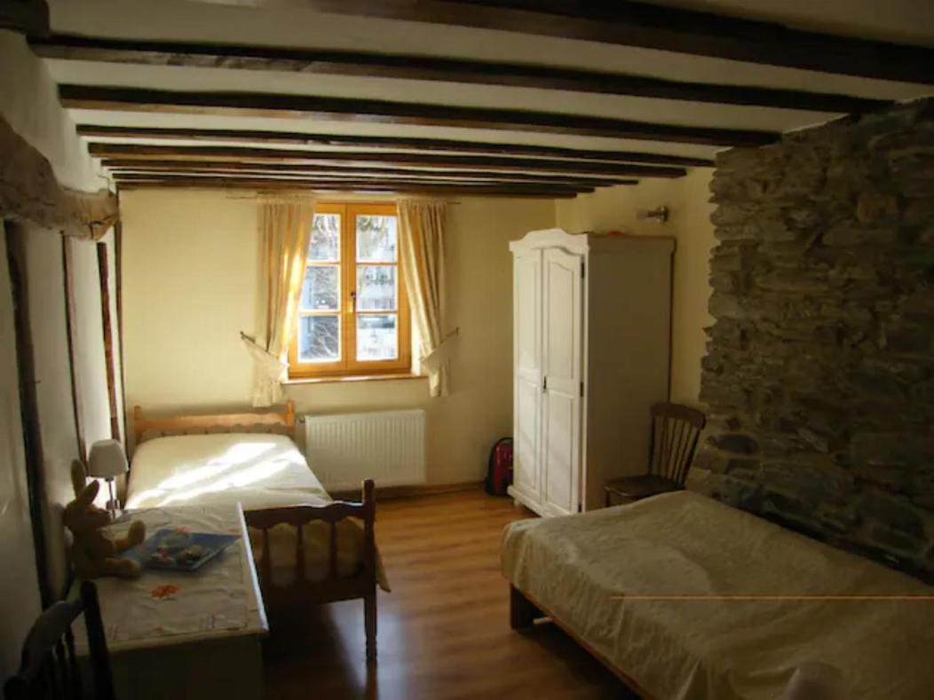 Historisches Haus Im Herzen Von Monschau Exterior foto